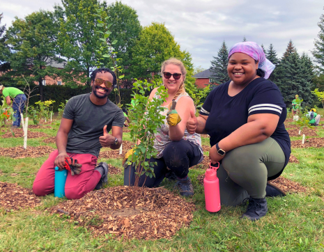 LEAF volunteer at planting event